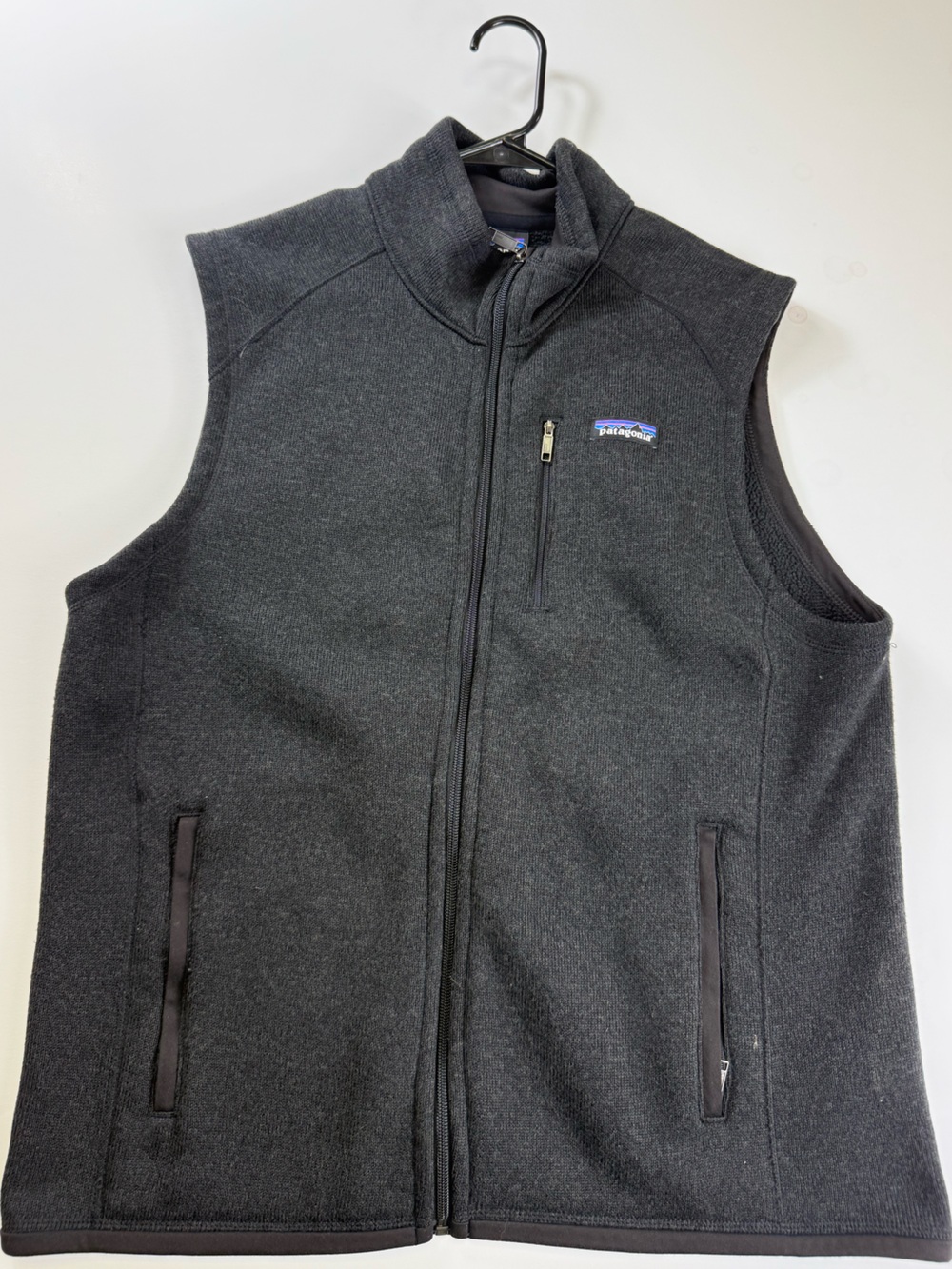 Patagonia Men's Dark Charcoal Full-Zip Fleece Vest